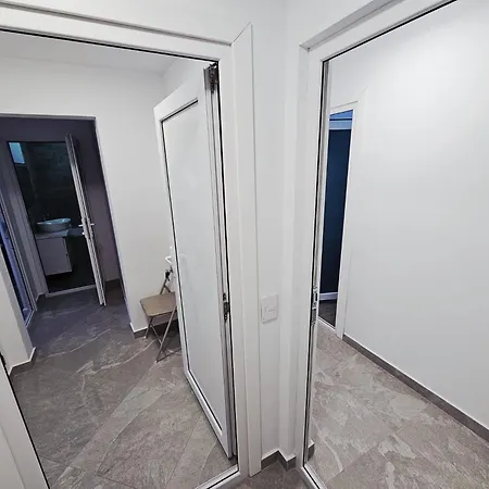 Garsoniera Cris & Ale Daire